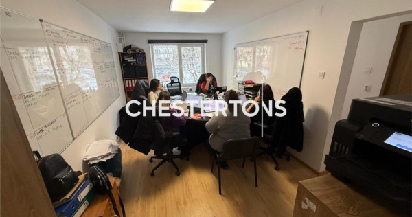 Spatiu renovat 4 camere renovat pentru office 12 minute de m
