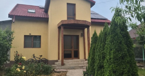 Casă de v&acirc;nzare Șendreni