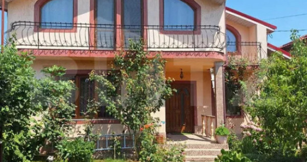 Casa de vanzare, 225 mp, sat Costi