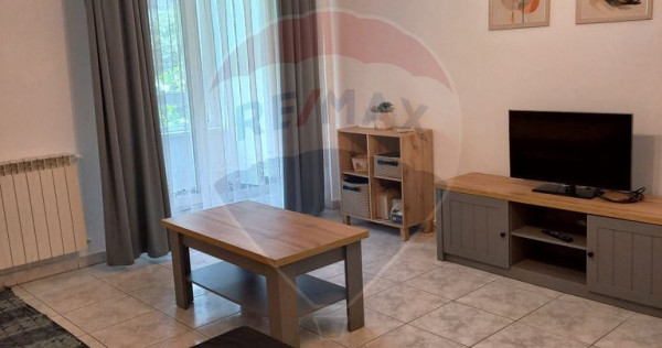 Apartament cu 2 camere de &icirc;nchiriat &icirc;n zona P-ta Sfanta...