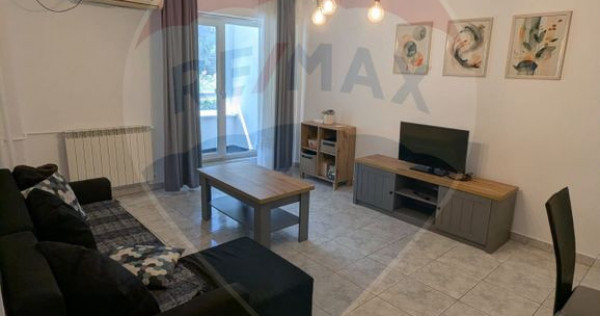 Apartament cu 2 camere de &icirc;nchiriat &icirc;n zona P-ta Sfanta...