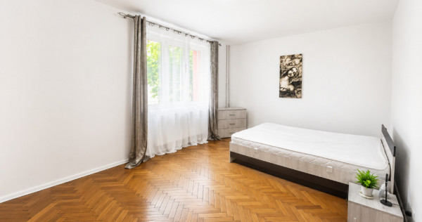 Garsoniera decomandata, spatioasa, in bloc de apartamente, zona Triaj!