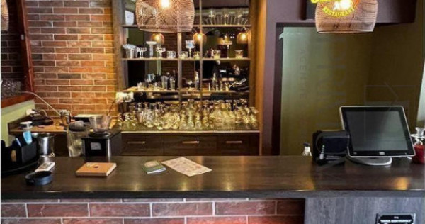 Spatiu comercial restaurant cu cuptor pizza 200 mp - Lipove