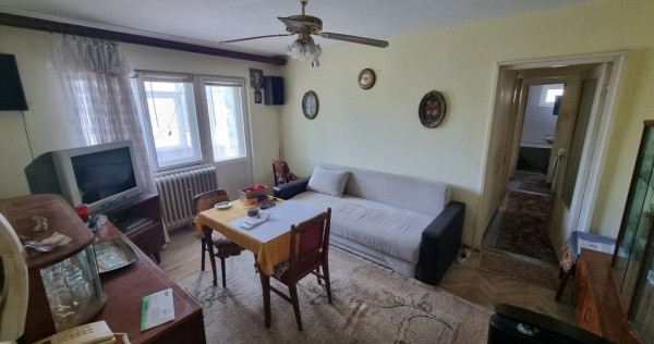 Apartament 3 camere zona Km 4-5