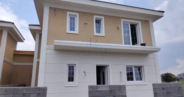 Duplex despartit prin C.T. - dormitor la parter - 3 bai - zo