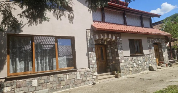 V&acirc;nd casă V&acirc;lcele jud Covasna