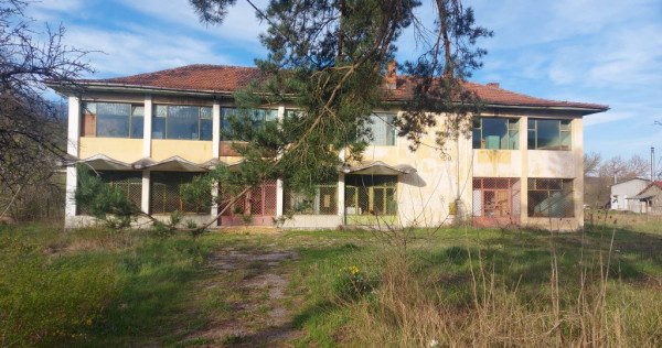 Imobil Cu Anexe Si Teren In Cocu, Jud. Arges