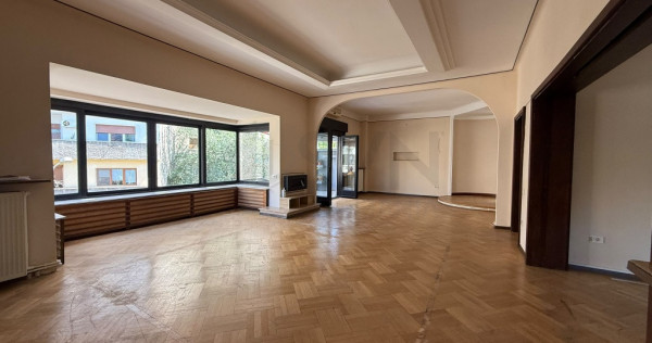 Spatiu comercial I 253 mp I Victoriei