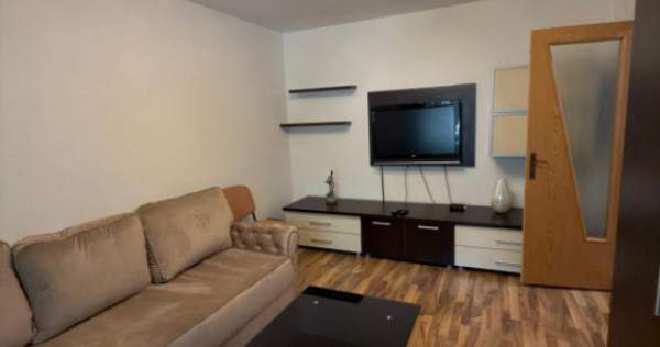 Apartament 4 camere de &icirc;nchiriat &icirc;n zona Inel I, termen lu