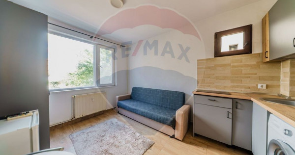 Garsoniera de vanzare in Confectii - etaj 1