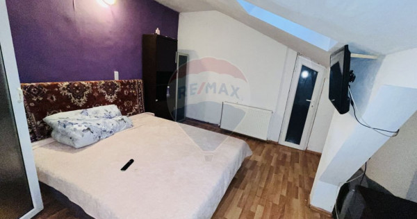 Apartament cu 3 camere de v&acirc;nzare &icirc;n zona Rogerius
