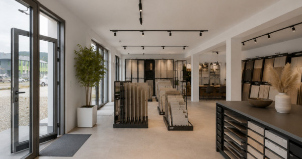 Spațiu comercial, 180 mp, vitrină 30 ml, zona Exterior Sud