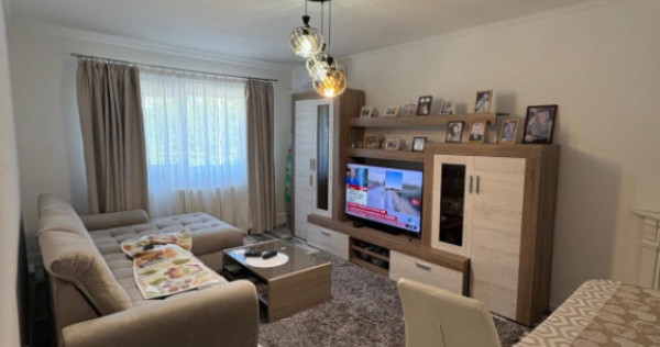 Apartament 3 camere, 71 mp, zona Ultracentral