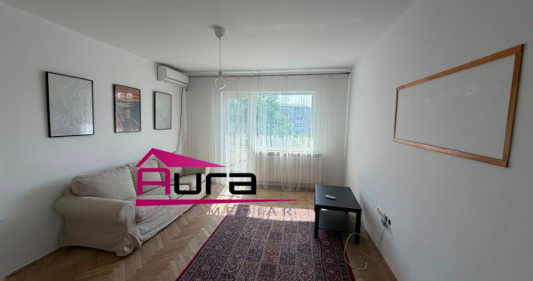Apartament 3 camere zona Piata Civica