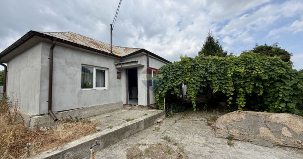 Casă cu 3 camere de v&acirc;nzare Campinenaca
