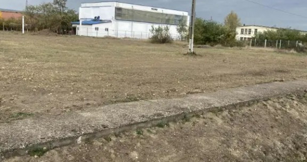 V&acirc;nd teren intravilan 2400mp in localitatea Voievozi Bihor