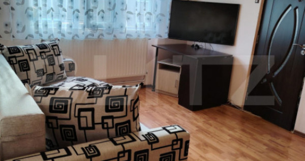 Apartament de vanzare, cu 3 camere, Nufarul