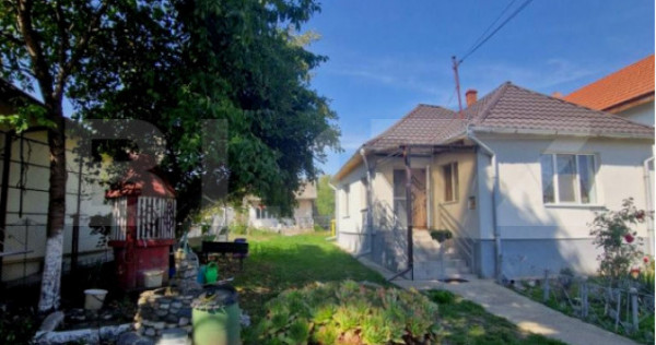 Casă cu teren &icirc;n Uriu &ndash; renovată, curte, grădină și