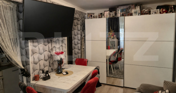 Apartament cu 3 camere, 39 mp, zona Podu Ros