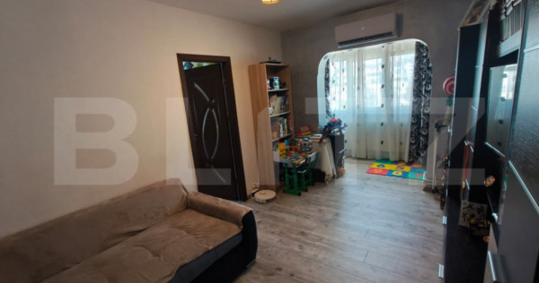 Apartament 2 camere, etaj 2, 41mp, Craiovita Noua, zona Scoa