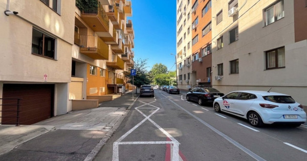 3 camere, 2 Bai, Metrou Jiului, Centrala&Masina de spalat va