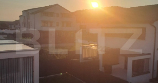Duplex de vanzare, 93 mp, zona Sanpetru
