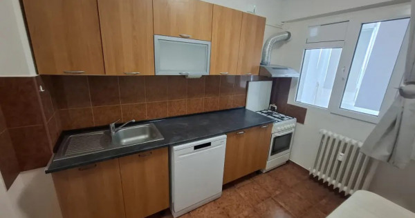 &Icirc;nchiriez apartament 2 camere Titan