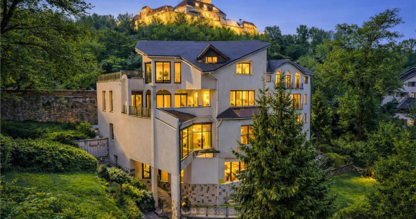 Castelariu:spectacol panoramic,locatie prestigioasa,Central,