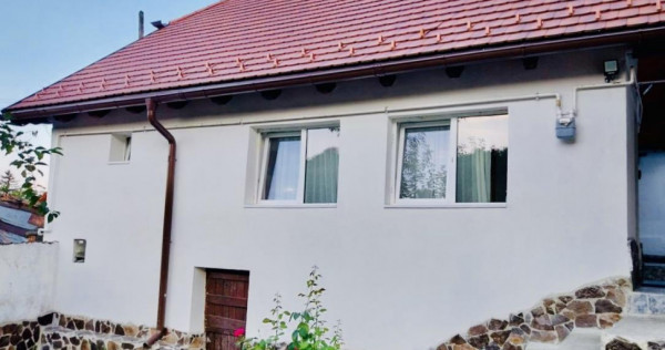 Casa Superba 2 Camere In Curte Comuna, Pretabil birou, SCHEI