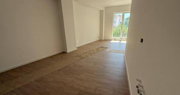 Apartament 3 camere, 57 mp, Centru