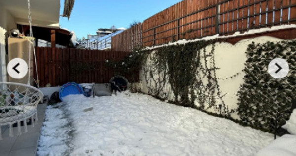 Apartament 3 camere, 65 mp+curte privata 44mp ,zona Teilor