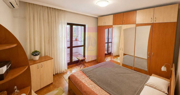 Apartament vanzare 3 camere Decebal