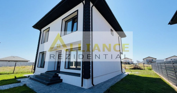 Casa individuală , 4 camere , 3 băi , 135 mp utili !