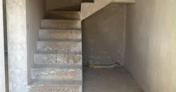 MOSNITA - DUPLEX SEPARAT PRIN CAMERA TEHNICA - POSIBILITATE