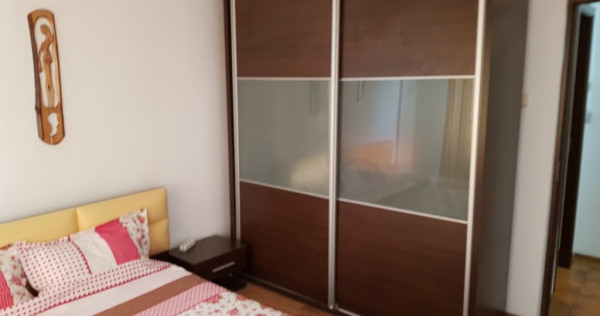 Inchiriez Apartament 2 camere langa Delfinariu Constanta