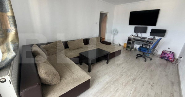 Apartament 3 camere, 65 mp, zona Cetate