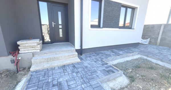 Duplex cu 4 camere si teren de 333 mp - Calea Medves, Urseni
