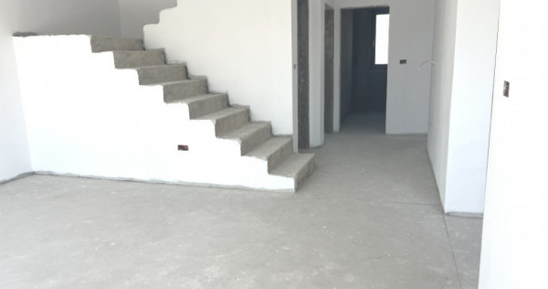 Duplex cu 4 camere, 132 mp utili, Calea Medves, Urseni