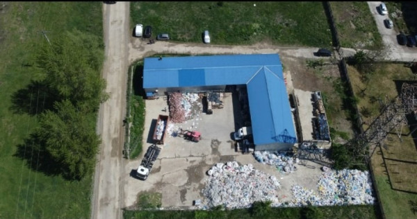 Hala / Depozit Zona Burdujeni ( Industriala )