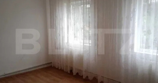 Apartament 3 camere, 48 mp, zona Micro 9