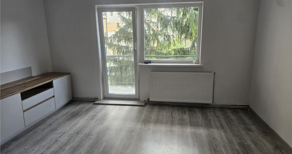 Apartament cu 2 camere, parcare, Lenin, Sfantu Gheorghe