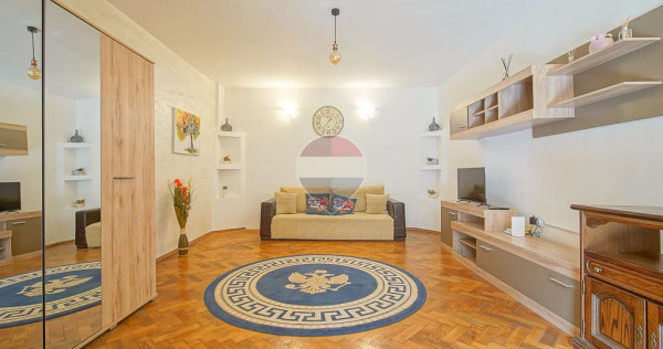 Apartament 2 camere, 73 mp, Centrul Istoric Brașov, Str....