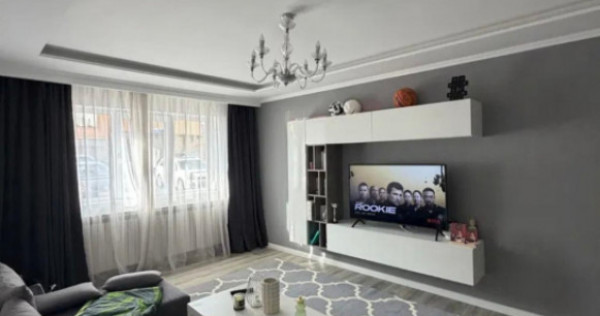 Apartament de vanzare Decomandat ,3 camere 65 mp , zona Mar