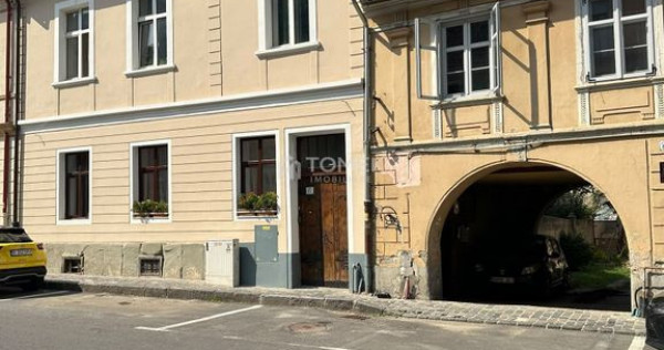 Apartament 2camere str.Castelului