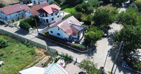 Casă / Vilă Golesti de refacut