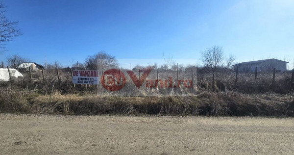 De vanzare 700 mp teren intravilan curti constructii, Vanatori, 24.500 euro