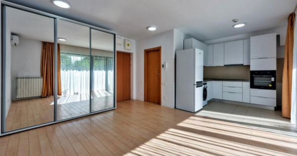 Garsoniera cu curte individuala in Poseidon Residence