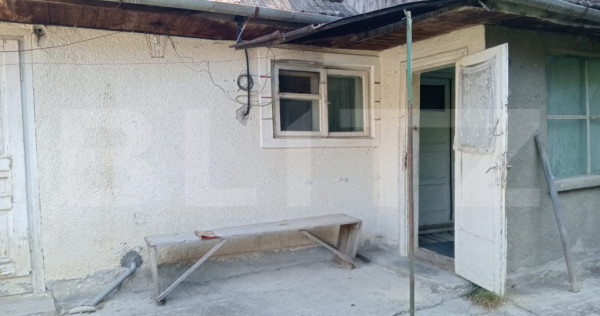 Casa de vanzare, 493 mp, zona Tarlungeni