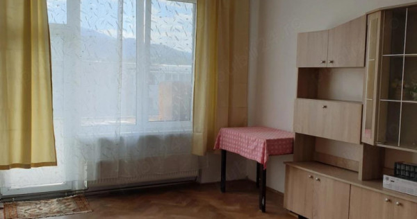 Apartament 2 camere, cu balcon si parcare-zona Tractorul