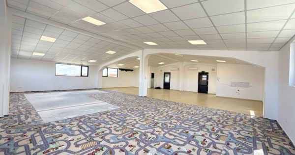 Spatiu pentru birouri/activitati &ndash; 190 mp in Sacalaz - Cur